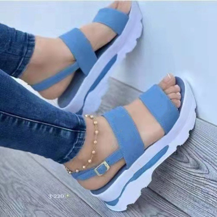 Women's sporty platform sandal with double strap adjustable heel closure and padded comfort footbed Mune Fashion
