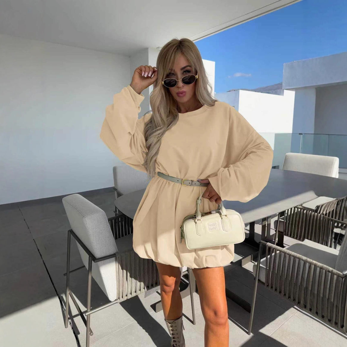 Ladies sweatshirt dress with balloon sleeves and waist belt Mune Fashion