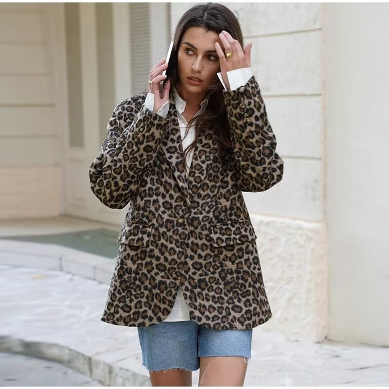 Women's Leopard Print Boucle Blazer with Notched Collar and Flap Pockets Mune Fashion
