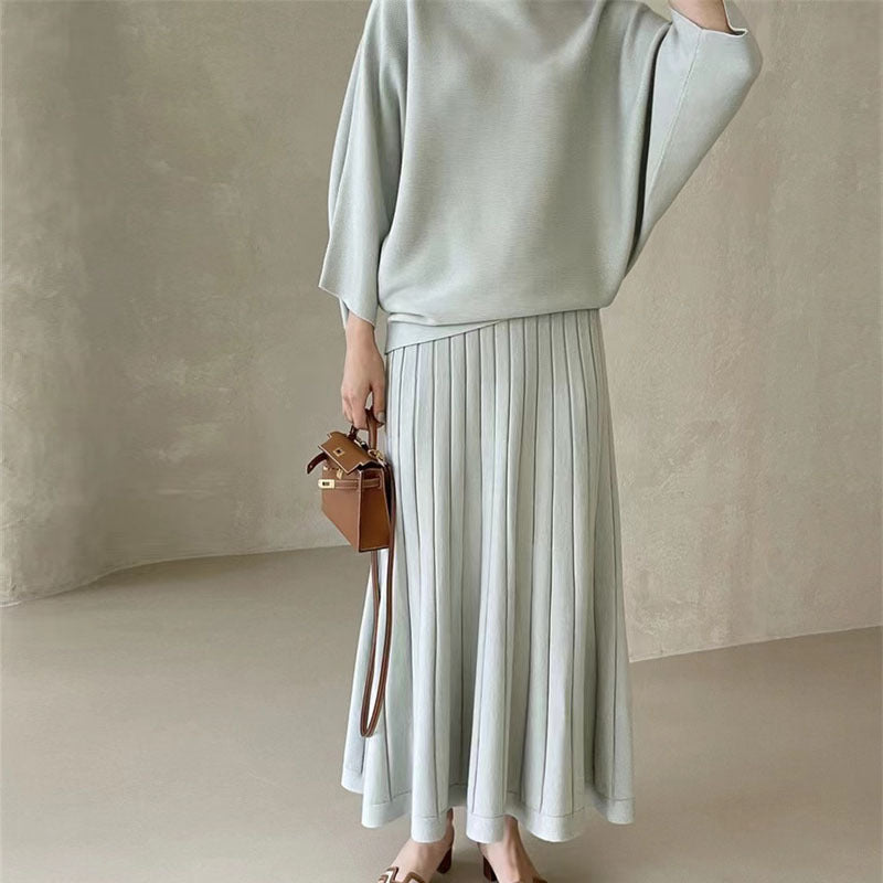 Women Fine Knit Set made of Viscose Blend with Oversized Sweater and Pleated Maxi Skirt Mune Fashion