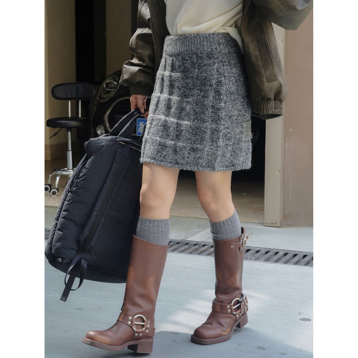 Women's Knitted Check Pattern Mini Skirt with High Waist Mune Fashion