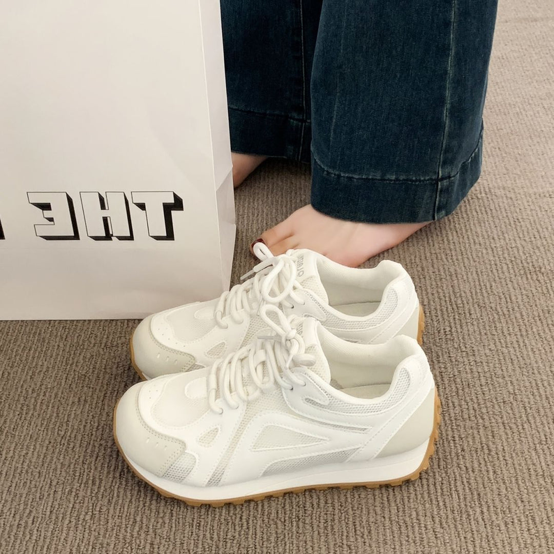 Women’s sporty sneakers with breathable mesh and cushioning sole Mune Fashion