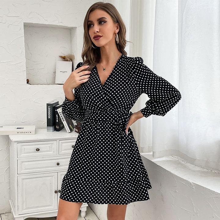 Women's wrap dress with V-neck, puff sleeves and ruffled hem