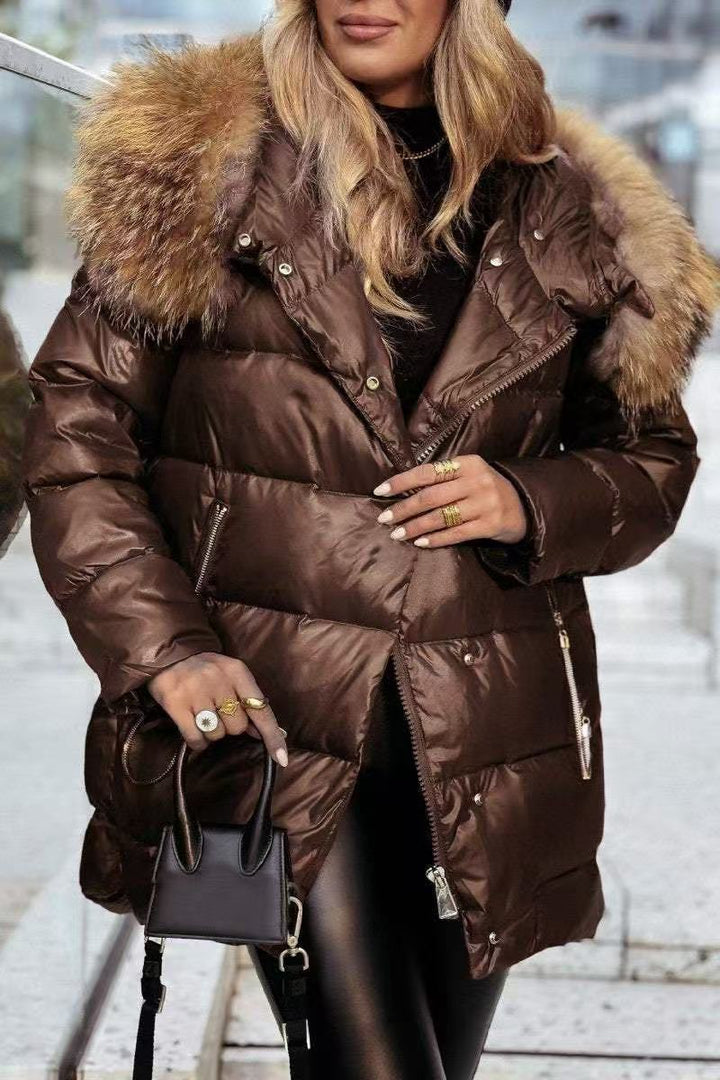 Women's Winter Down Jacket with Detachable Hood and Luxurious Fur Collar Mune