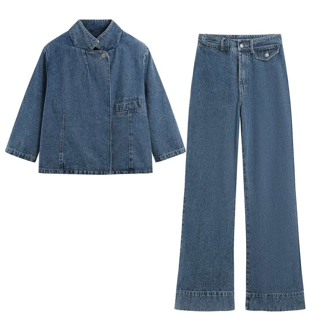 Women's denim set consisting of boxy jacket with stand collar and high-cut flared trousers Drune