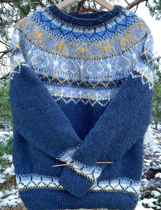 Women's Norwegian sweater made of wool blend with round neck and traditional Fair Isle yoke Mune Fashion