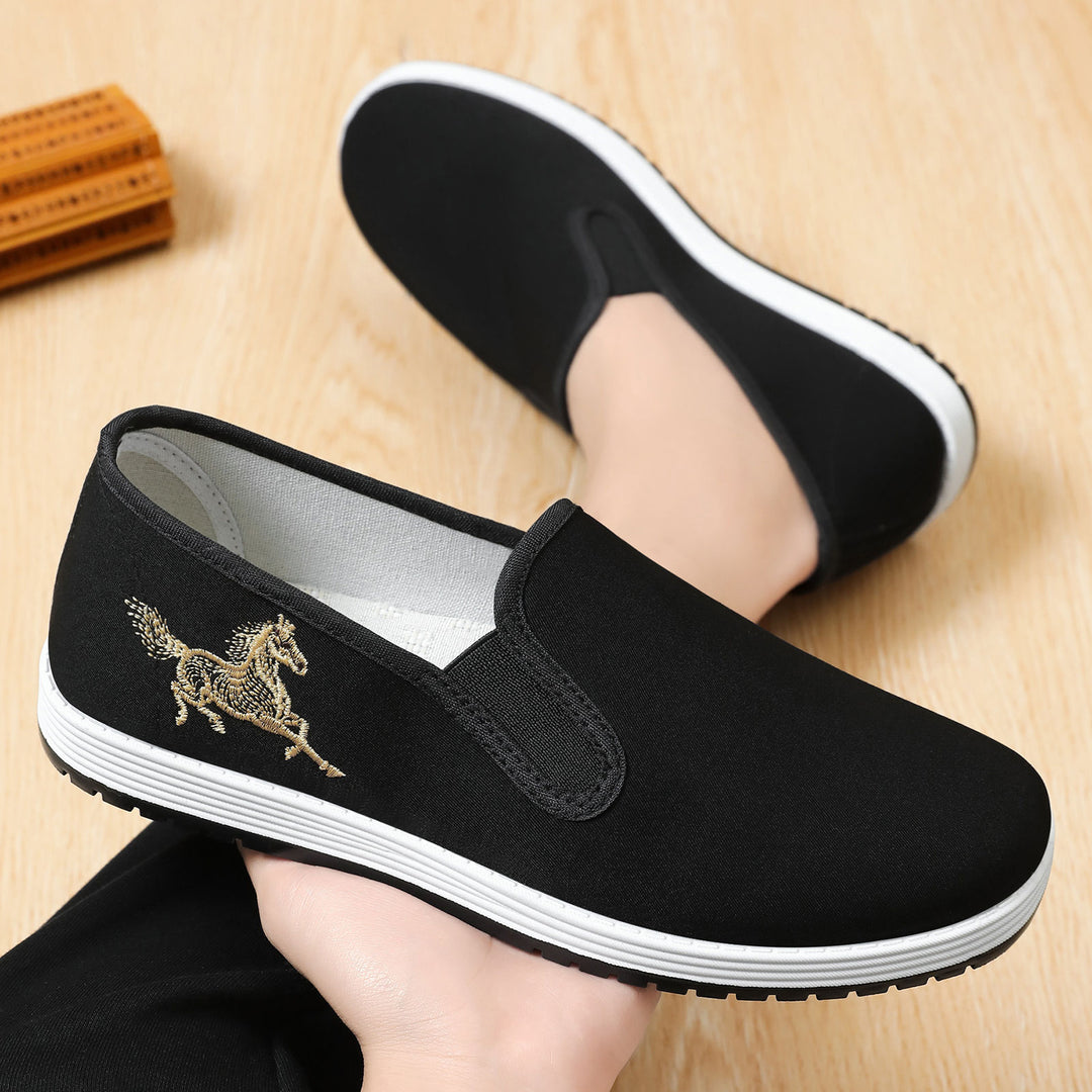 Women's lightweight slip-on canvas sneakers with elastic entry and embroidered horse appliqué Mune Fashion