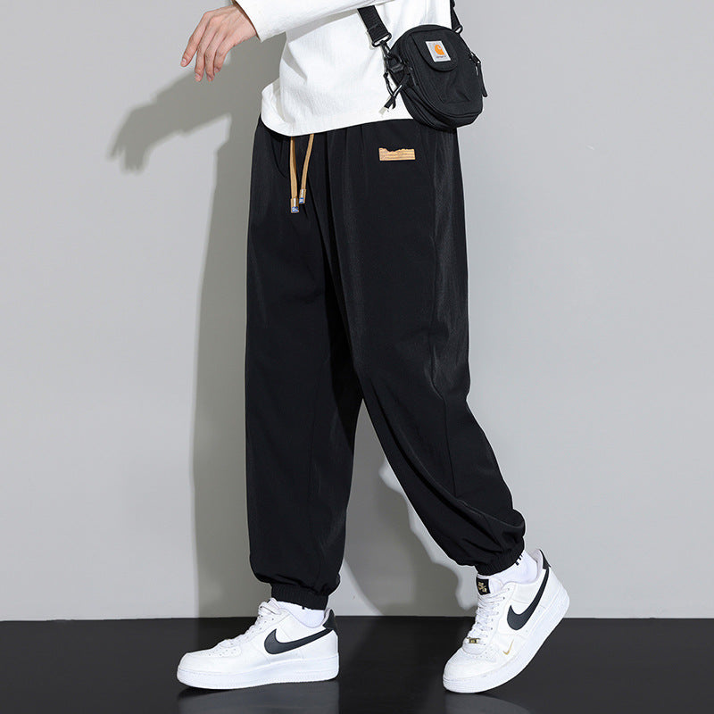 Men's stylish relaxed joggers