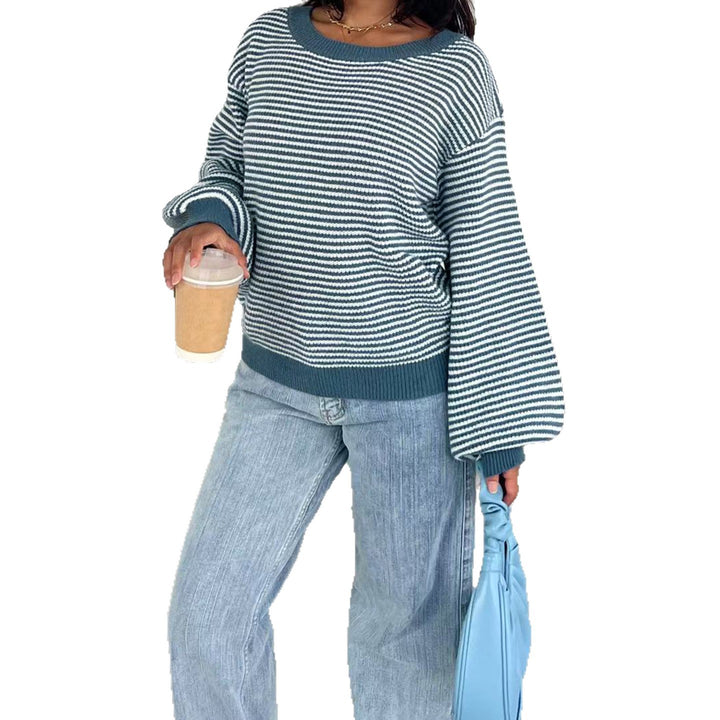 Women's fine knit sweater with wide boat neckline, flared sleeves, and intarsia flower motif Mune Fashion