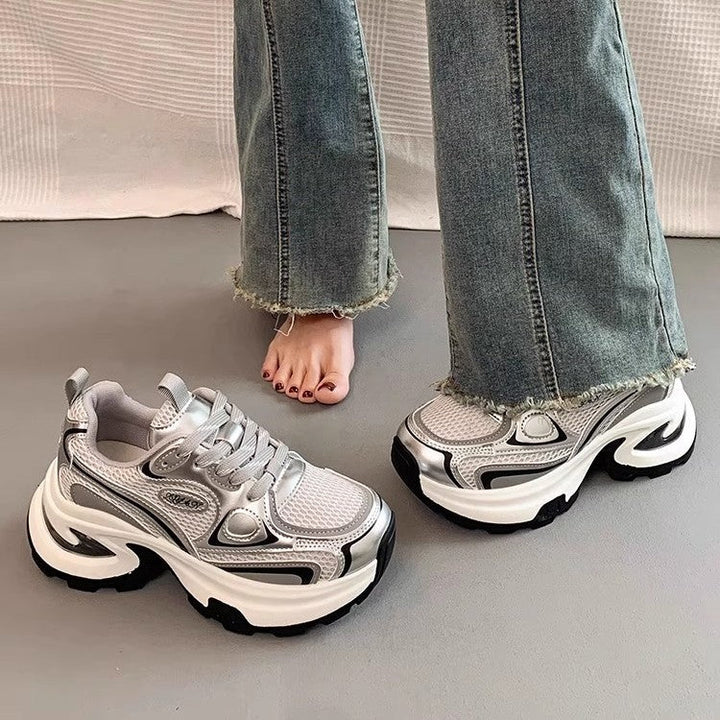 Women High-Performance Sneakers with Thick Sole and Reflective Details Mune Fashion