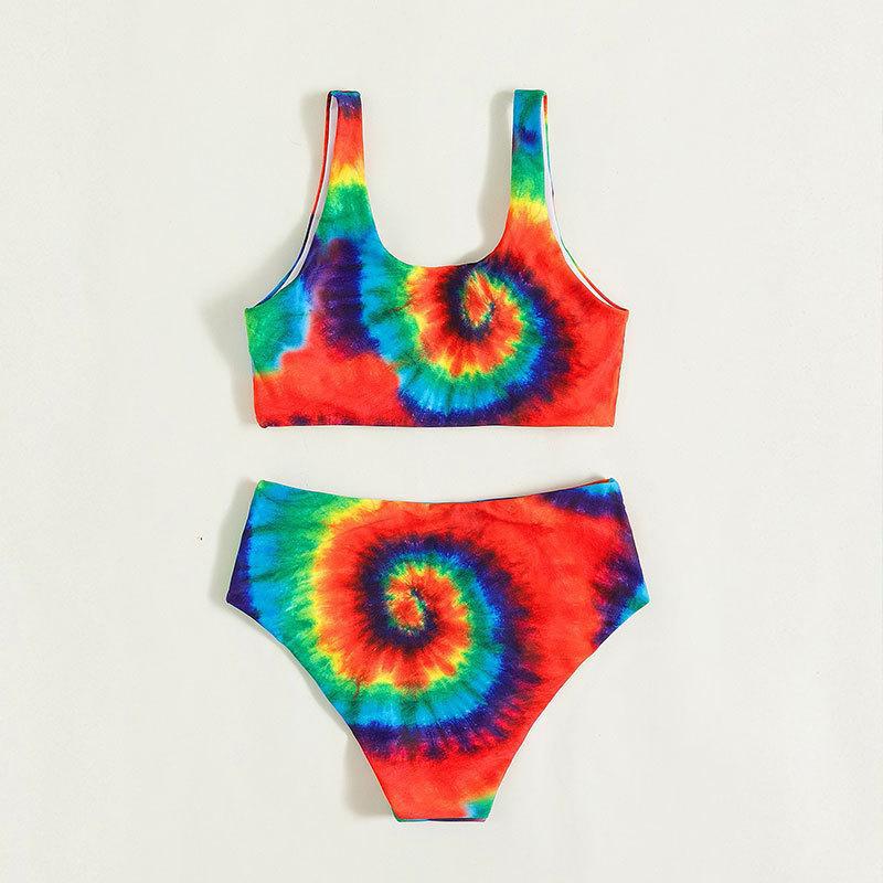 Women's bikini set with vibrant spiral pattern Mune Fashion