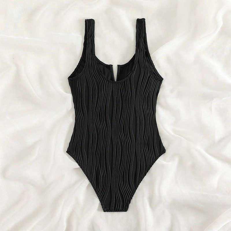Women's High-Cut Swimsuit with Textured Design Mune Fashion