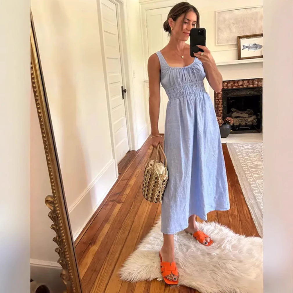 Women's knee-length linen look dress with smocked bodice, elastic waistband and wide straps Mune Fashion