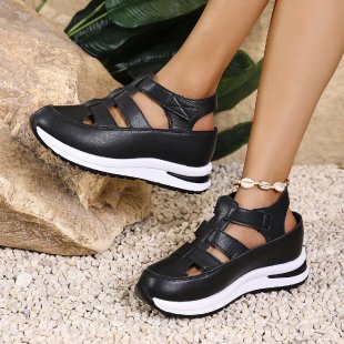 Women's sporty platform clogs with adjustable Velcro, breathable cut-outs, and cushioned EVA outsole Mune Fashion