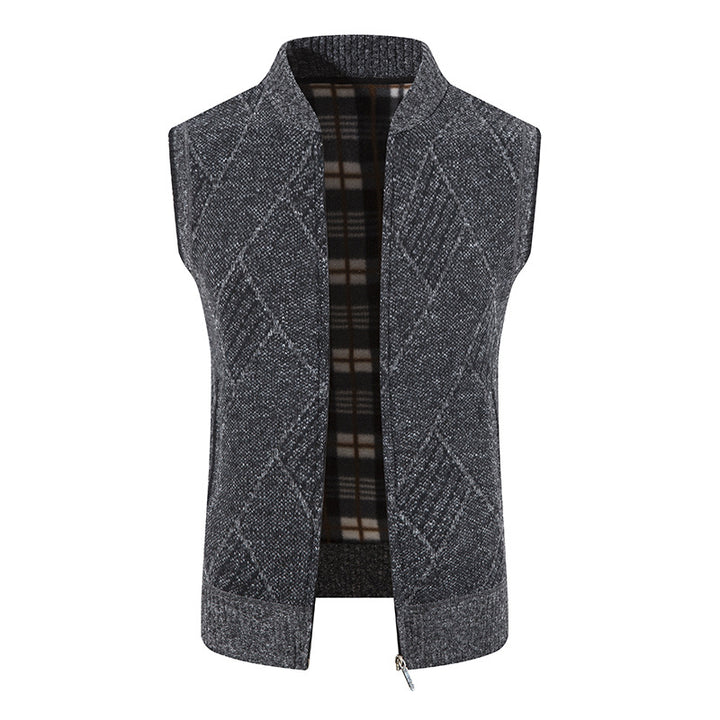 Men's sleeveless knitted vest with padded lining, full-length zipper, and structured weave look Mune Fashion