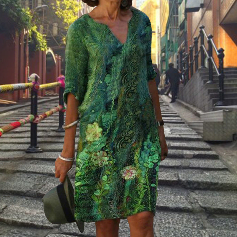 Ladies casual linen dress with V-neck and floral all-over pattern, knee-length with three-quarter sleeves Mune Fashion
