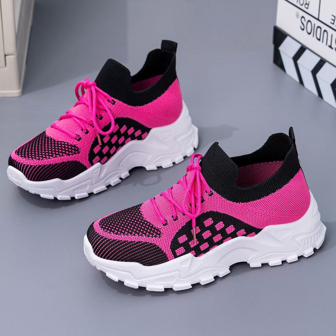 Women's sporty sneakers with breathable knit upper and flexible sole Mune Fashion