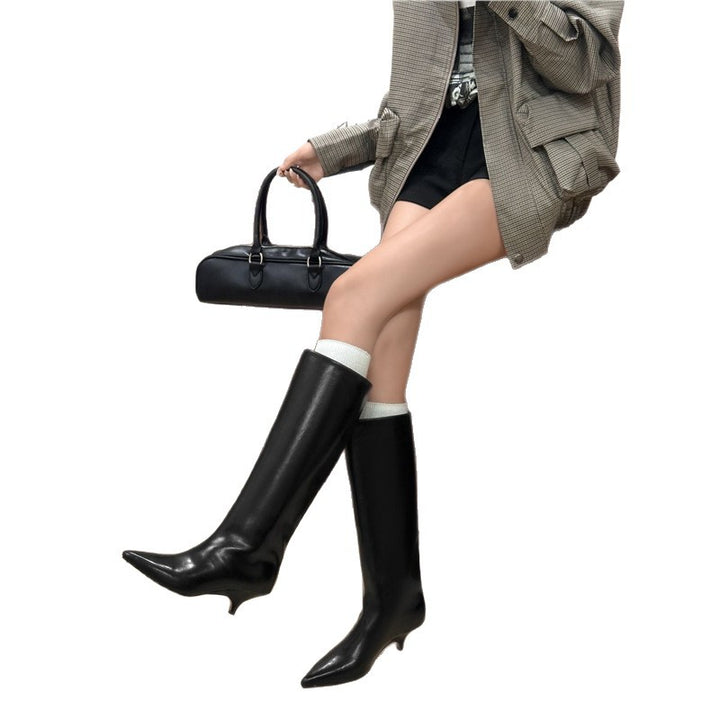 Ladies Knee-High Patent Boots with Pointed Toe Shape and Sculpted Kitten Heel Mune Fashion