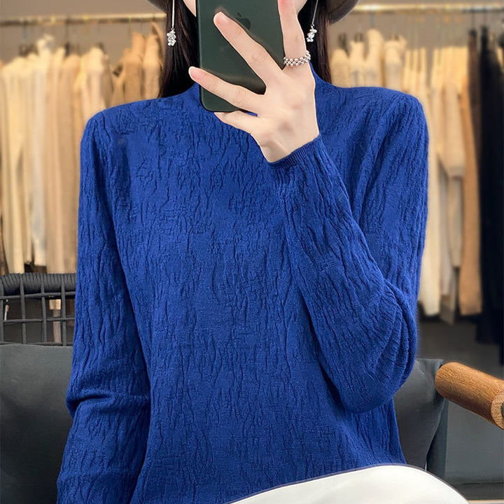 Women's Structured Fine Knit Sweater with Short Stand-Up Collar and Crinkle Look Mune Fashion