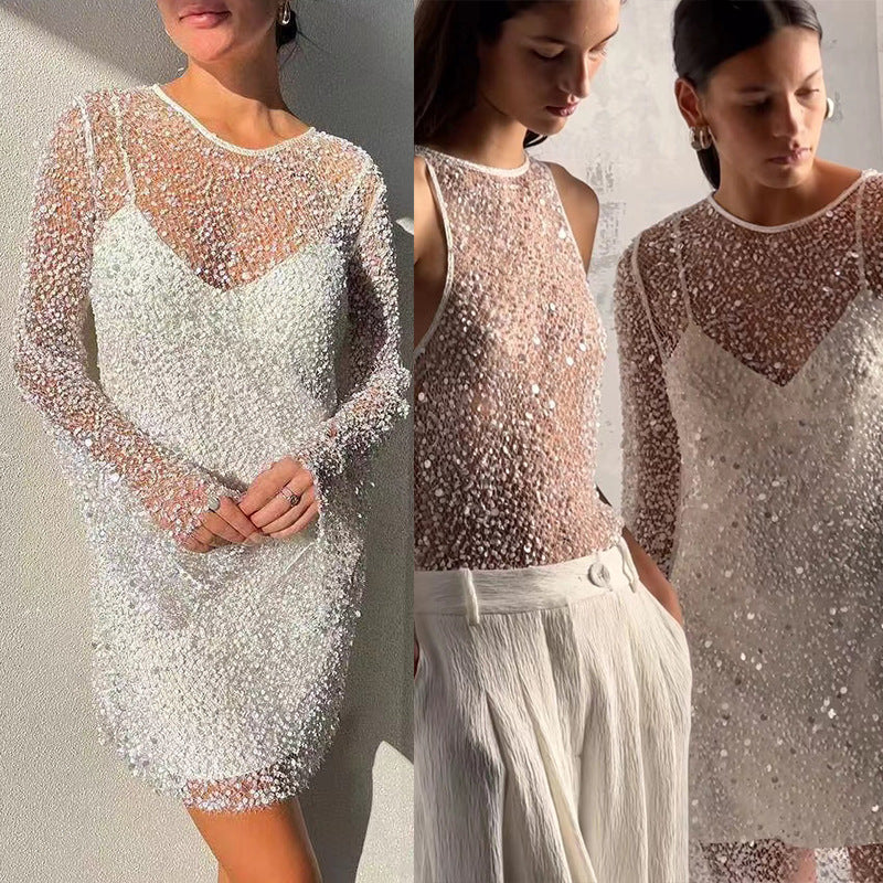 Ladies Glittering Cocktail Dress with Shimmering Sequins and Long Sleeves Mune