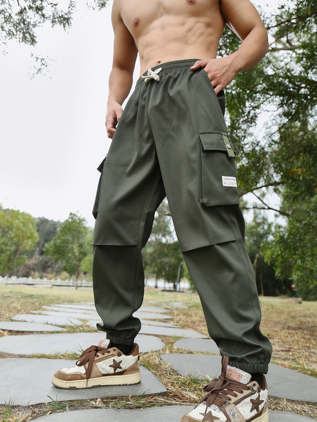 Men's cargo pants with practical pockets Mune Fashion