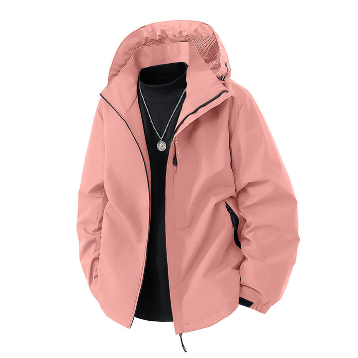 Men's lightweight weatherproof softshell jacket with adjustable hood, windproof outer layer and breathable mesh lining Mune Fashion