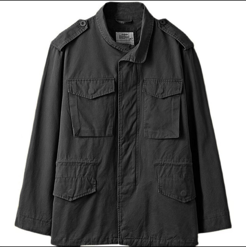 Men's lightweight cotton field jacket with patch pockets and shoulder epaulets Mune Fashion