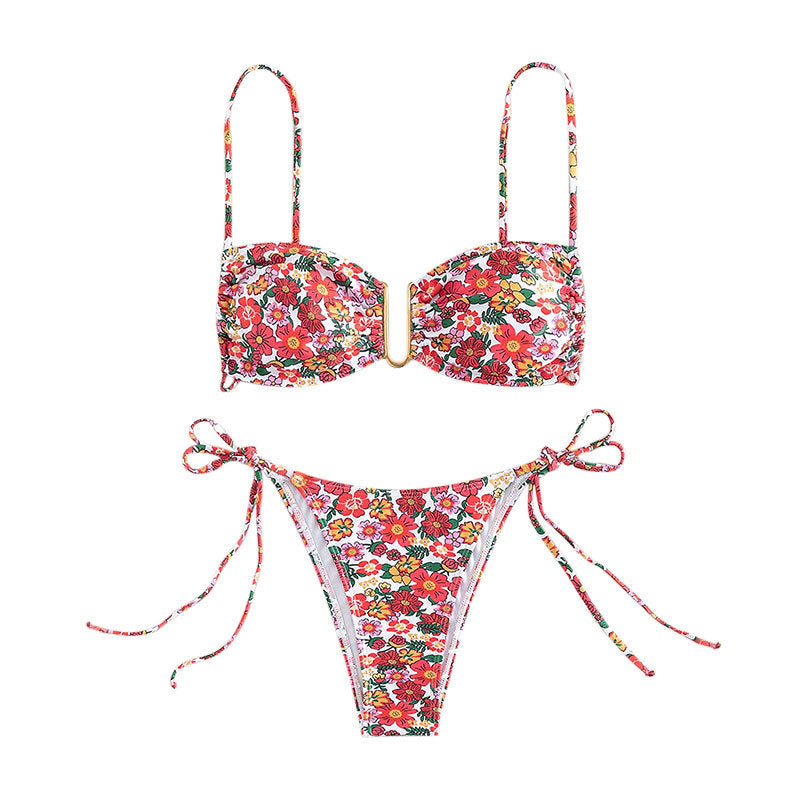 Women's bikini set with floral design and fashionable ring closure Mune Fashion
