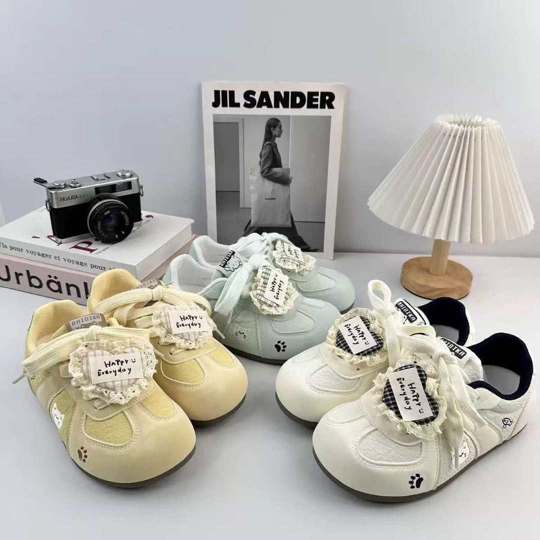 Women's sneakers with playful animal design and comfortable sole Mune Fashion