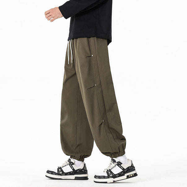 Men's stylish and loose cargo pants