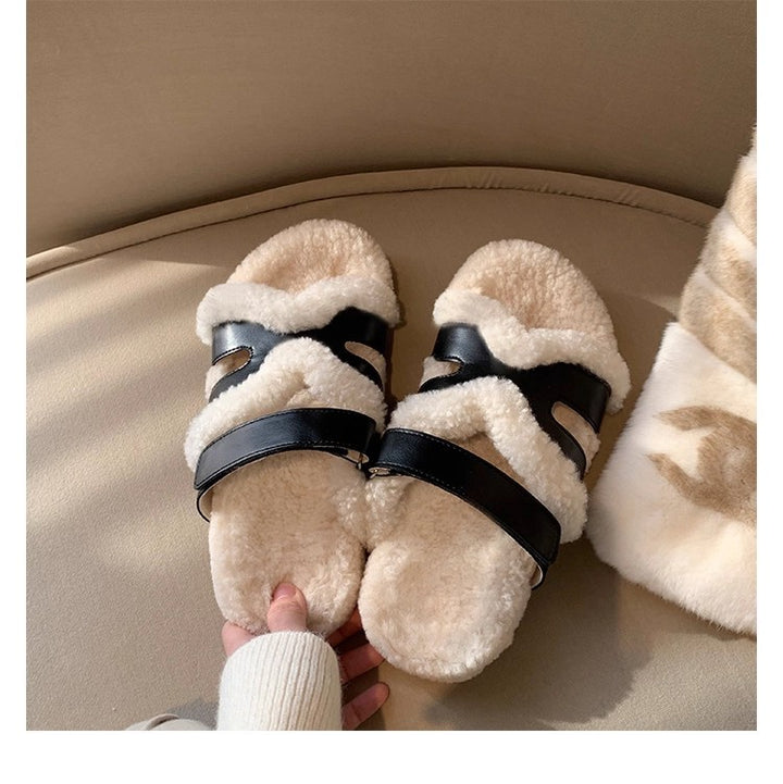 Women’s teddy-lined mules with adjustable straps Mune Fashion