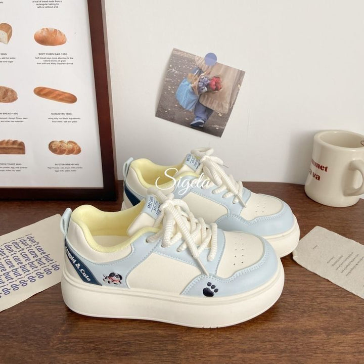 Women's trendy sneakers with playful animal motif and cushioned sole Mune Fashion
