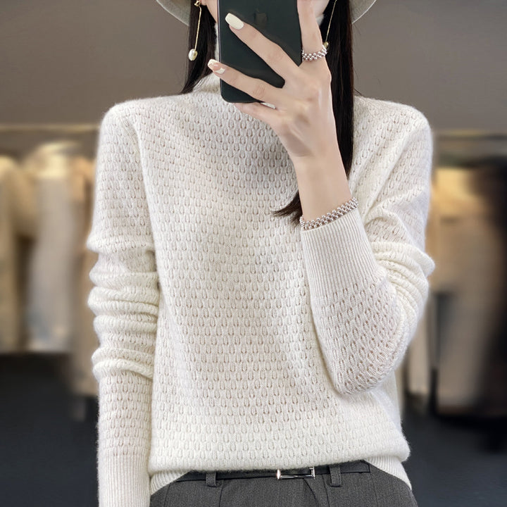 Women's soft fine-knit mock neck sweater with fluffy mohair look, delicate honeycomb structure and casual oversized fit Mune Fashion