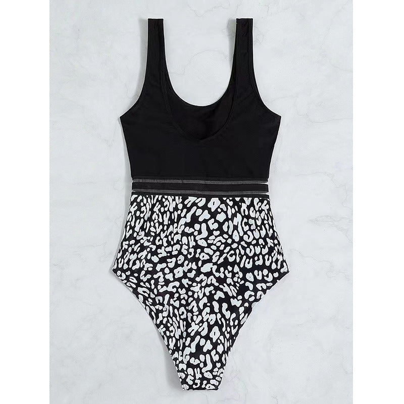 Women's One-Piece Swimsuit with Modern Pattern and Figure-Flattering Design Mune Fashion