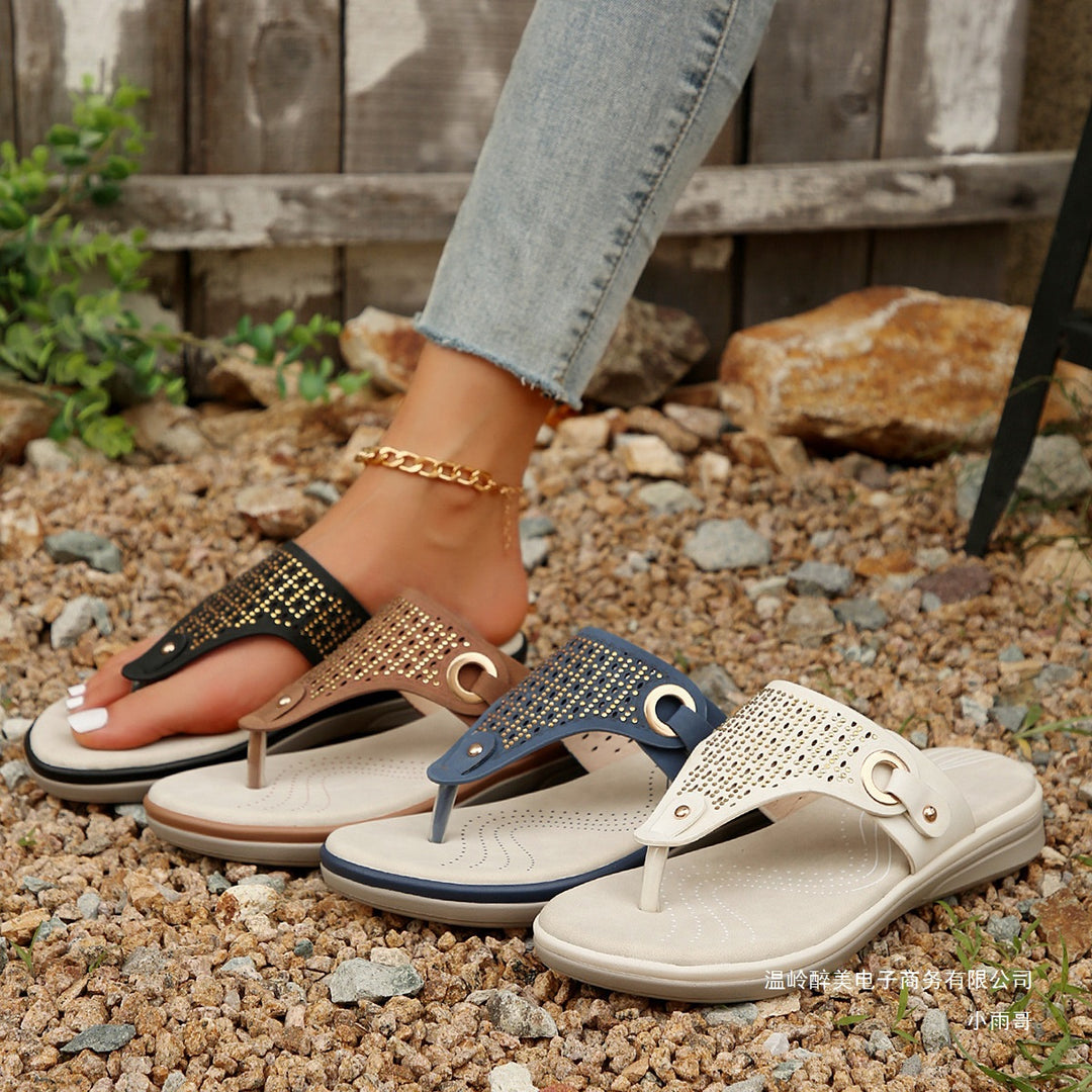 Women's toe-post sandals with viscoelastic comfort footbed, decorative eyelet application, and perforated insole Mune Fashion