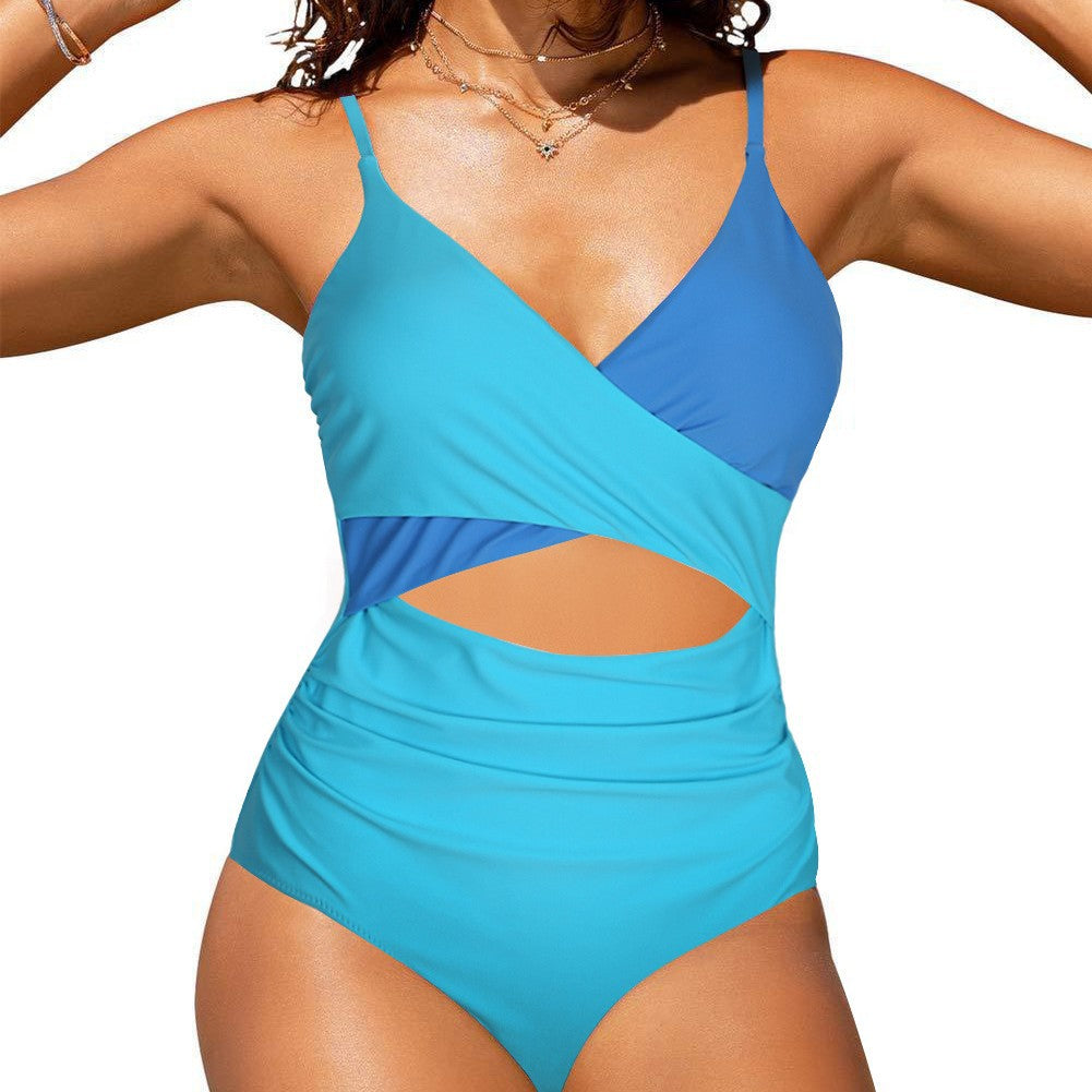 Women's swimsuit with twisted cut and body-hugging design Mune Fashion