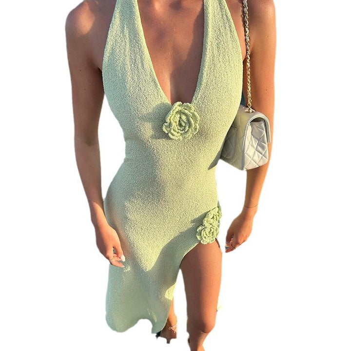 Women's seductive beach dress with floral accents Mune Fashion