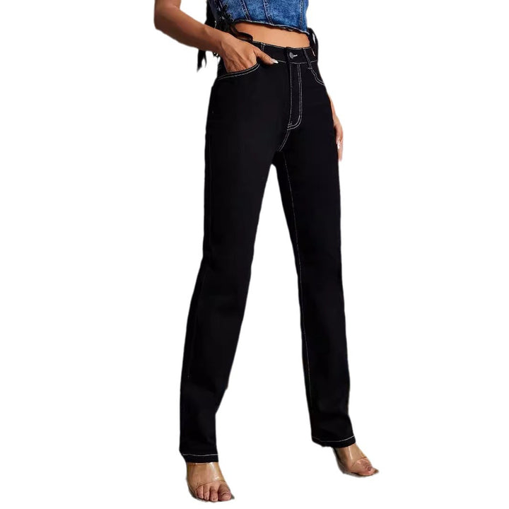 Women’s high-waisted straight cut jeans with contrast stitching Mune Fashion