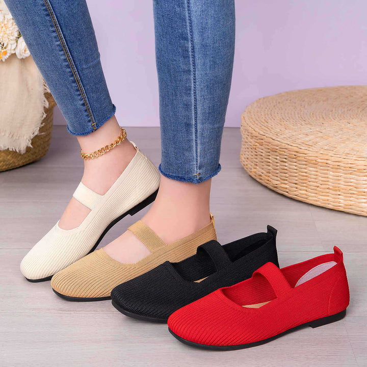 Women's knitted Mary Jane slipper with elastic strap, seamless sock entry and cushioning comfort sole Mune Fashion