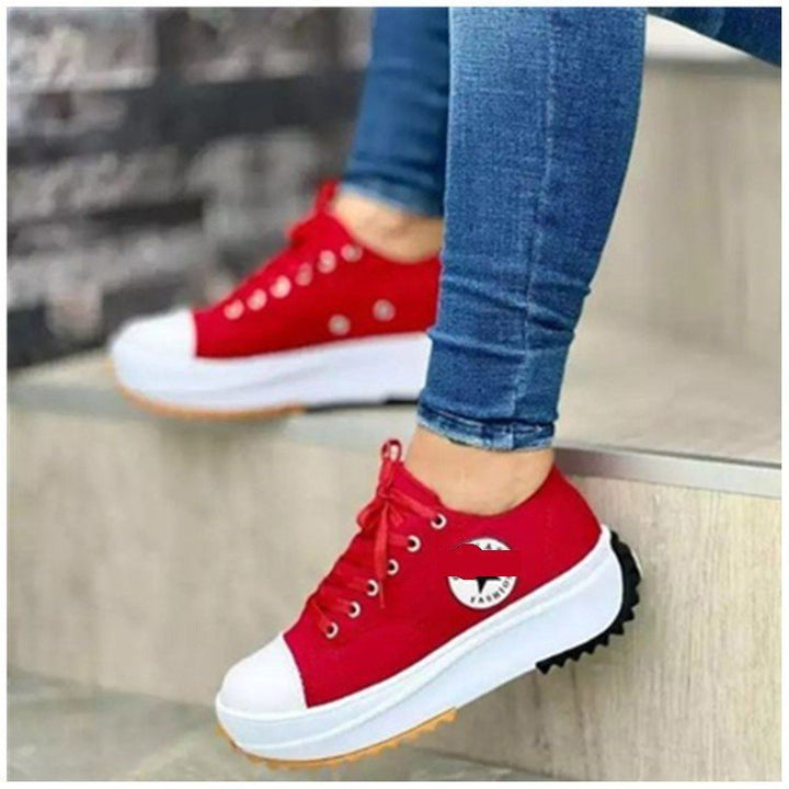 Women's platform sneaker made of canvas with zigzag rubber outsole and reinforced toe cap Mune Fashion
