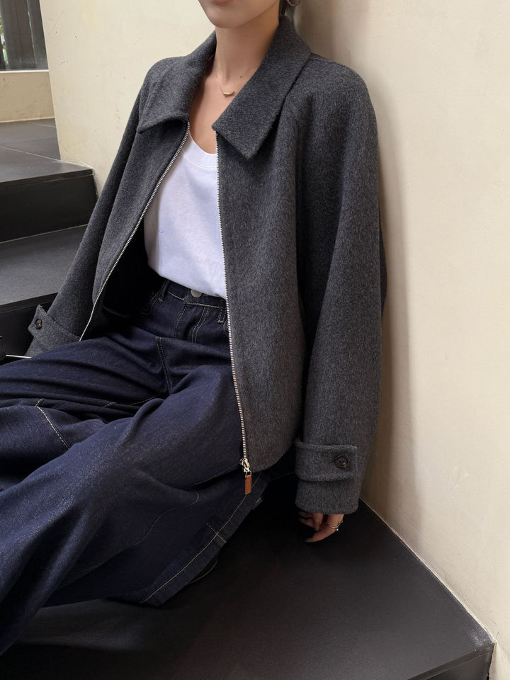Ladies short jacket made of wool blend with zipper and wide collar Mune Fashion