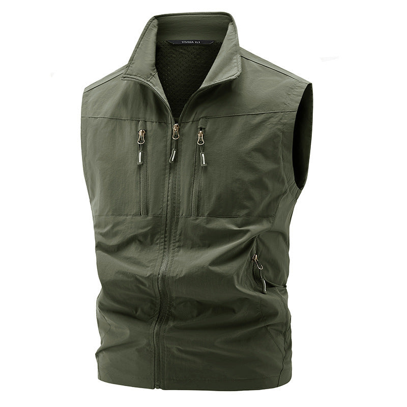 Men's Lightweight Outdoor Vest with Practical Pockets Mune Fashion