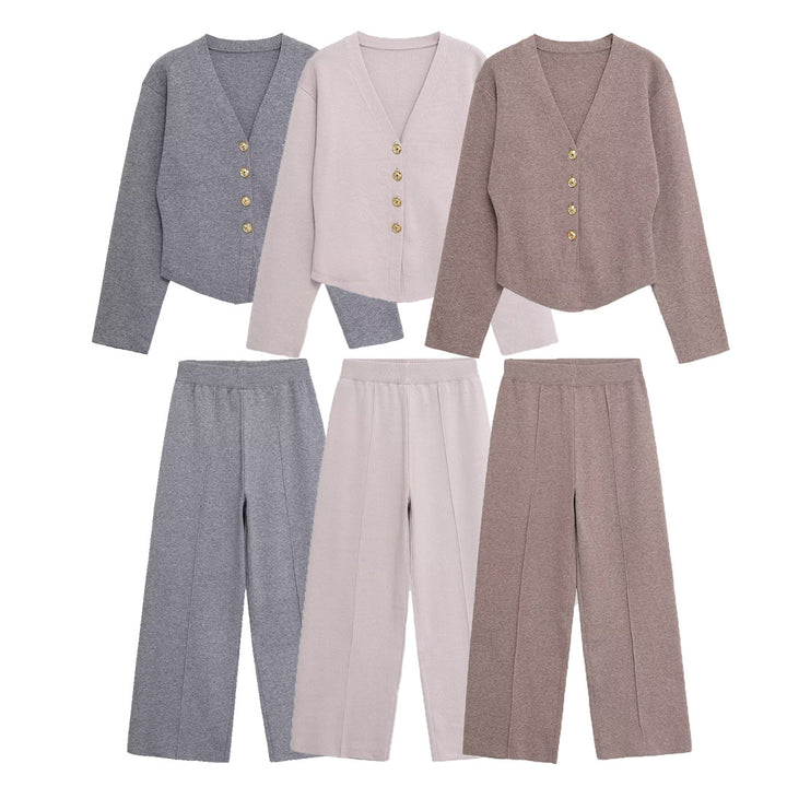 Women's wide knit pants with high waistband, elastic waistband and dividing seam