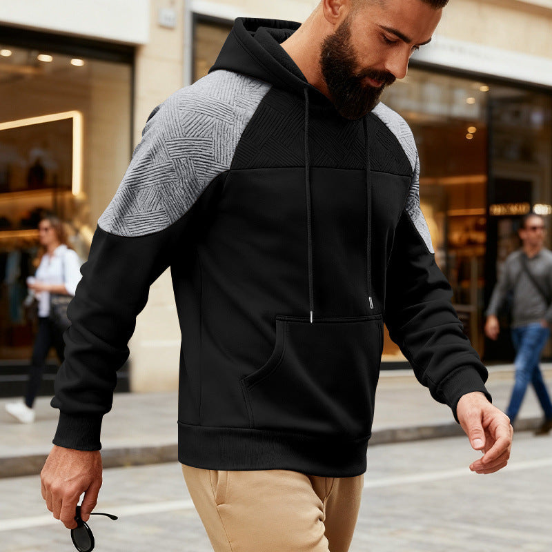 Men's hoodie with textured shoulder yoke, kangaroo pocket and raglan sleeves Mune Fashion
