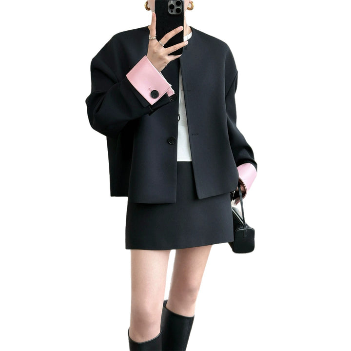 Women's fashionable and elegant jacket with contrasting sleeves Mune Fashion