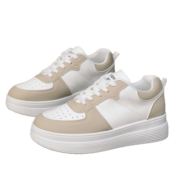 Women Chunky Sneaker with raised plateau, perforated toe area and padded shaft Mune Fashion