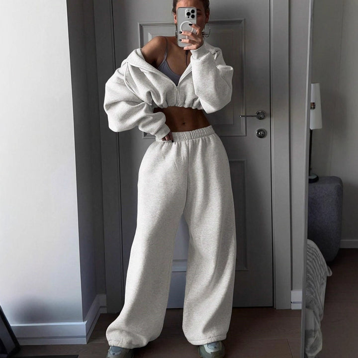 Ladies nan short zip hoodie cropped sweatshirt with drawstring, attached balloon sleeves and elastic hem Mune Fashion