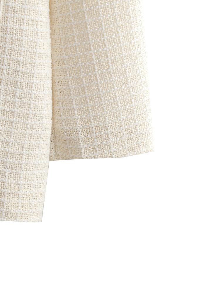 Women Bouclé-Tweed Blazer Jacket with Round Neck and Patch Pockets Mune Fashion