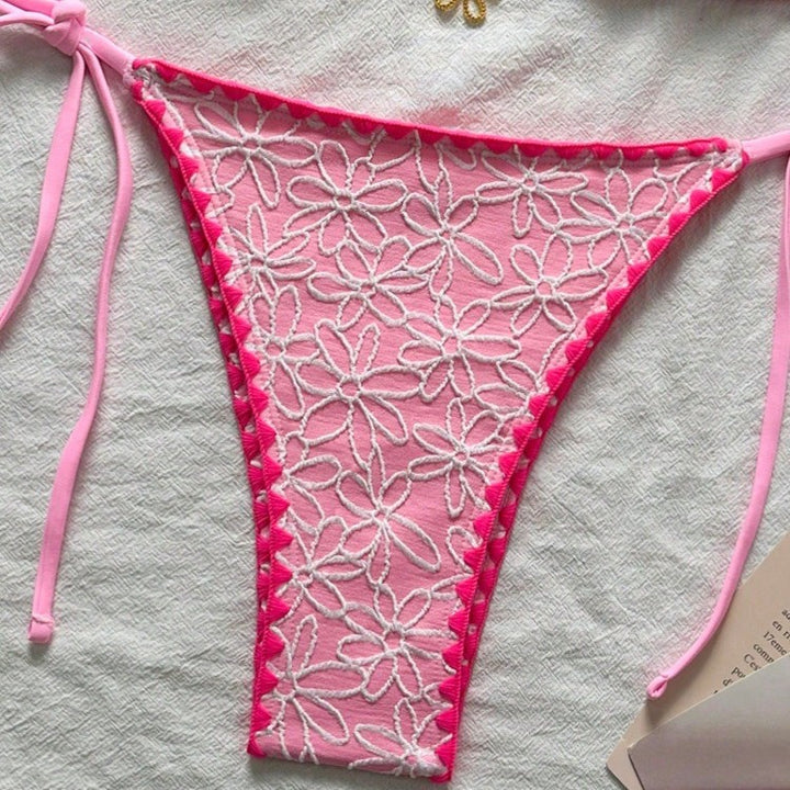 Women Triangle Bikini Set with Floral Embroidery Mune Fashion