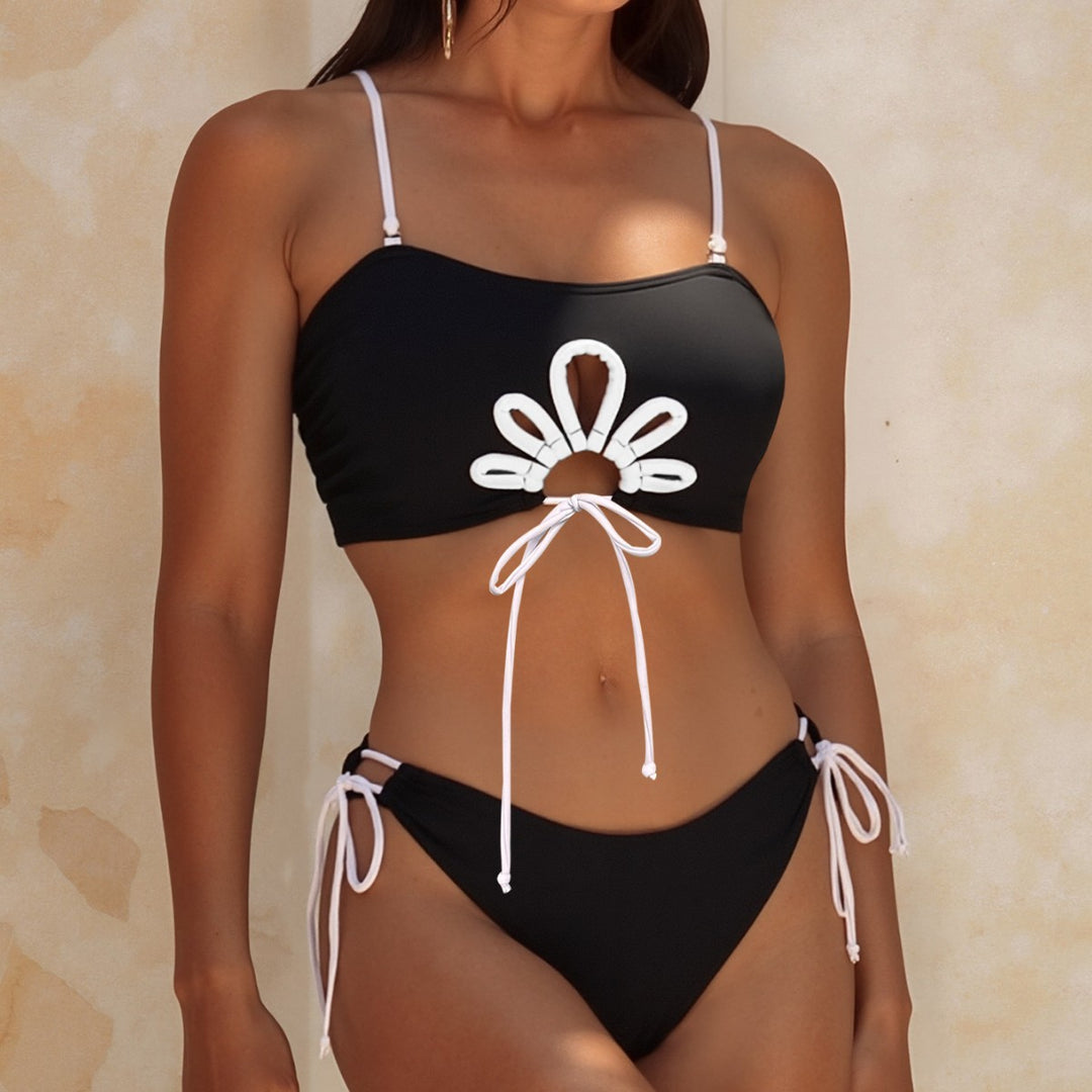 Women's bikini set with fashionable cut-out and playful ties Mune Fashion